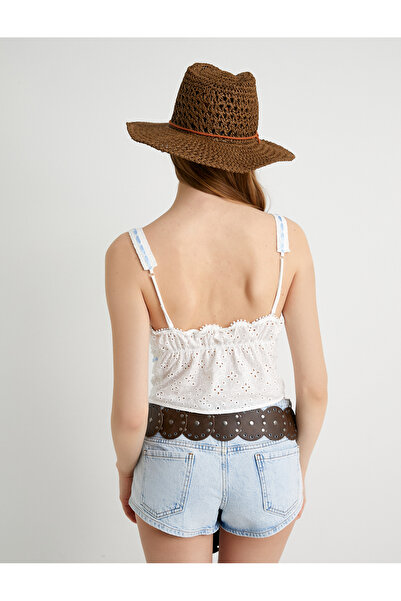 Koton Hanging Crop Scalloped – Slim Fit Top-Design, Schleifendetail