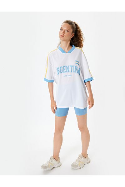 Koton Tricou sport supradimensionat cu mânecă scurtă cu decolteu în V cu imprimeu slogan