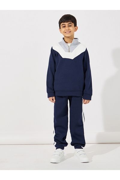 Styli Color Block Zip Neck Sweatshirt & Piping Joggers Set