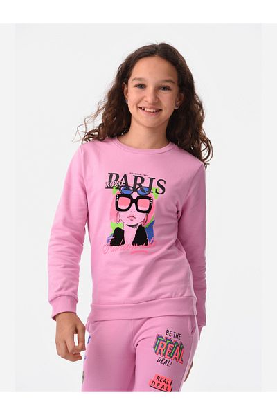 Urbasy By Styli Girl Paris Graphic Sweatshirt & Joggers Set