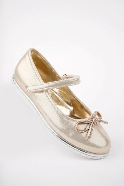 Aymer حذاء بناتي ذو نعل حراري وشارب ونجمة ذهبية