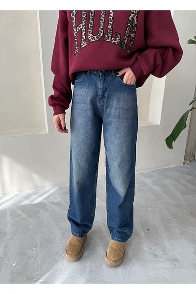 Laluvia Marineblaue Boyfriend-Jeanshose mit Gürtelschnalle auf der Rückseite – 3064