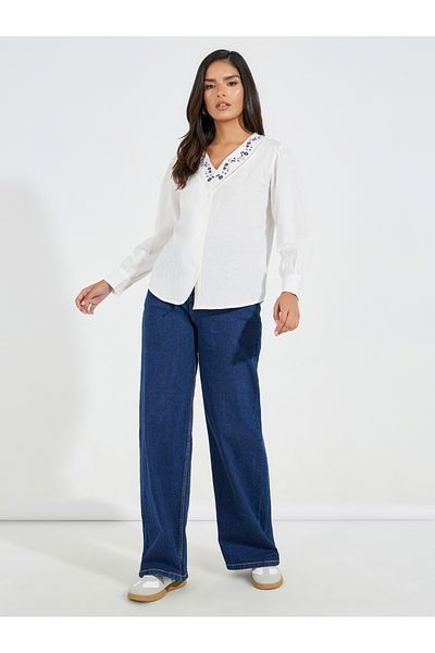 Styli Embroidery Detail V Neck Blouse with Cuffed Sleeve