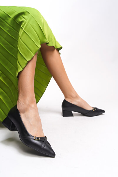 Riccon Ycnirth Γυναικεία παπούτσια με κοντό τακούνι με μυτερή μύτη 001251863   Μαύρο δέρμα