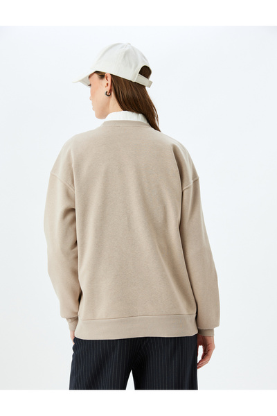 Koton Βασικό φούτερ με μακρυμάνικο λαιμόκοψη με τρία κλωστές