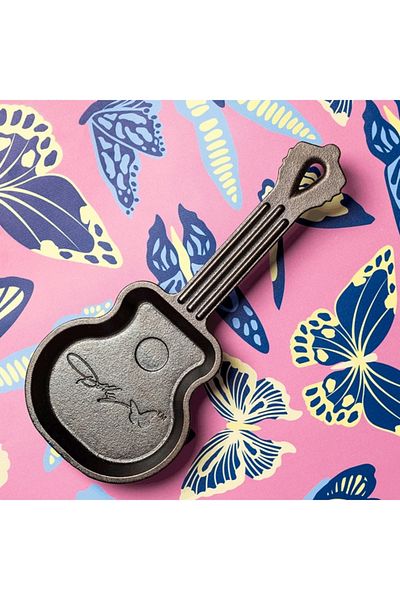 Lodge Dolly Parton Guitar Design Seasoned Cast Iron Mini Skillet