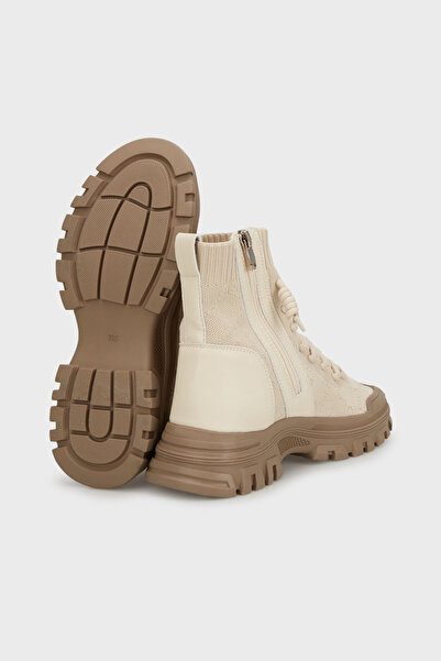 Guja Sneaker Bot  BOT 38924K31022