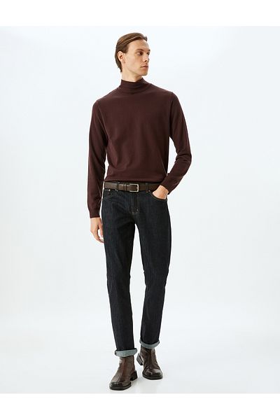 Koton High-Top-Strickpullover aus Viskose-Mischung – Basic-Modell mit langen Ärmeln