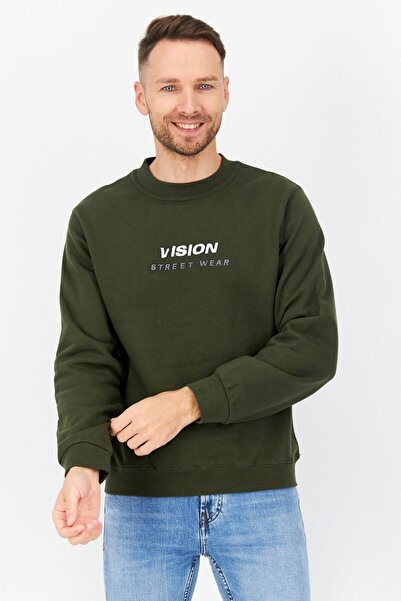 Vision Street Wear سويت شيرت رجالي بشعار مطرز بأكمام طويلة وياقة دائرية، زيتو...