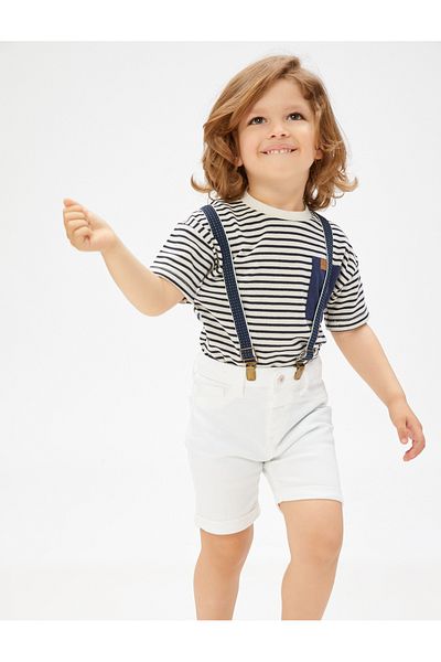Koton Basic-T-Shirt mit Taschen, detailliertem Rundhalsausschnitt und kurzen Ärmeln