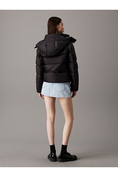Calvin Klein J20J223571 Model Black Puffer Jacket
