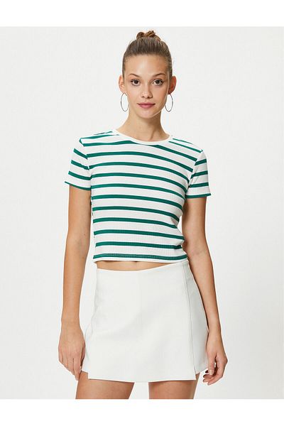 Koton Crop T-Shirt Short Sleeve Crew Neck Viscose Fabric Blended