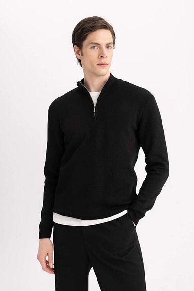 DeFacto Schwarzer Standard-Passform-Pullover mit normaler Passform, Stehkragen und Reißverschluss. Basic Solid Knitwear Pullover A5184ax24au