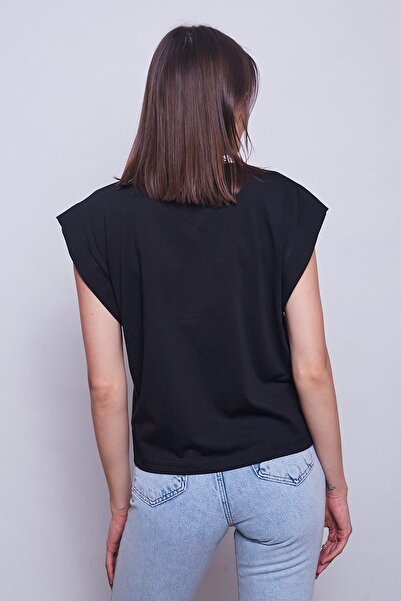 Jument Women's Wide Crew Neck Short Sleeve Cotton Fabric Oversize Tshirt - black