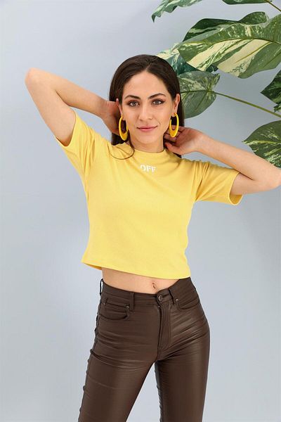VAPUR TEKSTİL Tricou Crop Galben - Decolteu Crew, Off Text
