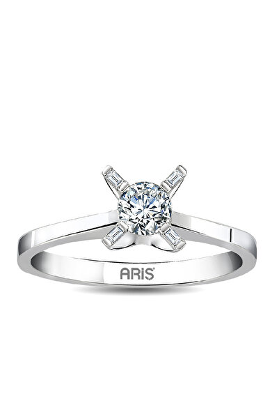 Ariş 0.24 Karat Bagetli Pırlanta Tektaş Yüzük