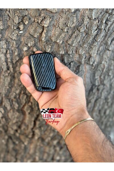 LeonTeamTurkey Volkswagen-Seat-Skoda Premium Sustalı  Siyah Karbon Anahtar Kılıfı