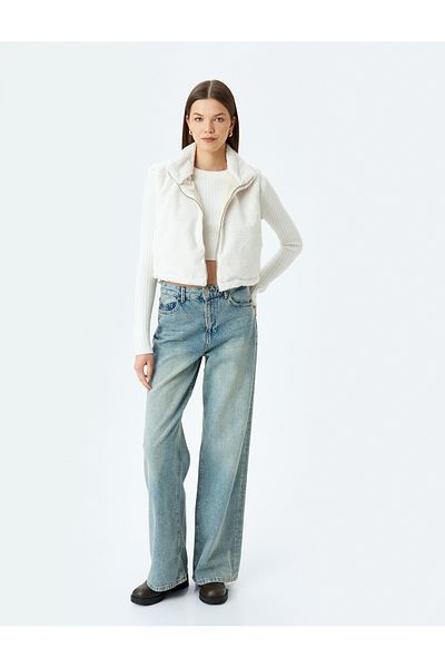Koton Faux Fur Stand Collar Zippered Crop Lined Vest