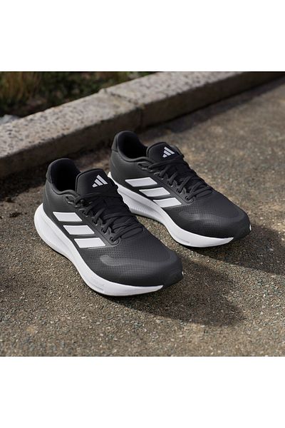 adidas Černé pánské tenisky Runfalcon 5 Ih7758