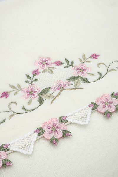 Turkar-Arliva AZRA CREAM CATIFEA STRUCTURA PROSOP DE Zestre 30X50