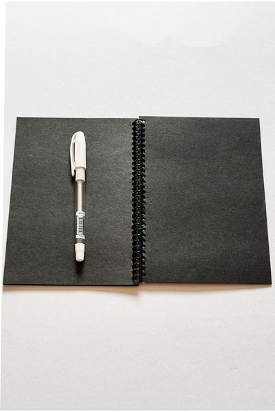 Modellino Black Notebook with White Pen A5 Spiral 32 Sheets