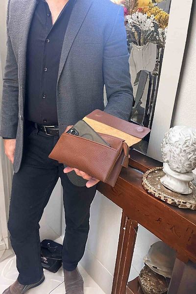 Dodo4men Top Quality Men's Tan Hand and Wrist Bag