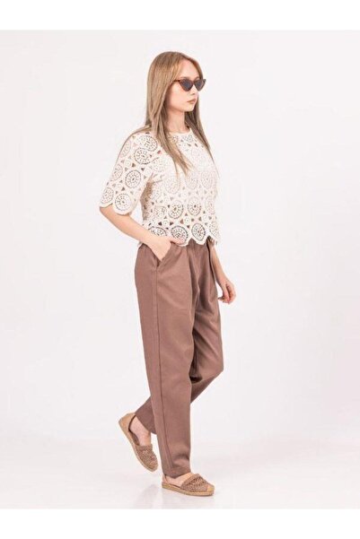 Zekids Girl's Embroidery Motif Blouse