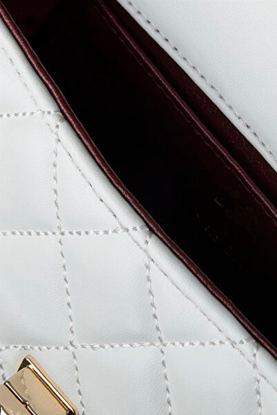 Nas Bag White Quilted Women's Crossbody Bag - Chain Detailed