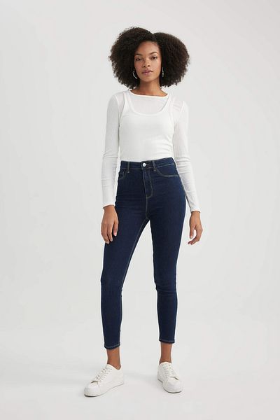 DeFacto Jegging Jeanshose mit hoher Taille und Knöchellänge und schmalem Bein B7498ax24sp