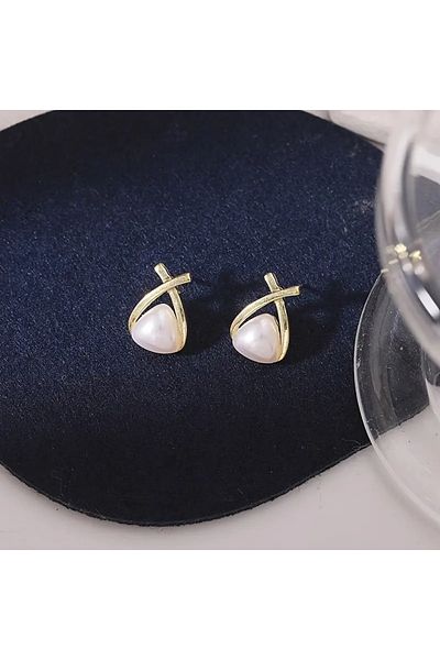 DANİSKA Vintage Inspired Stylish Design Geometric Pattern Earrings with Pearls