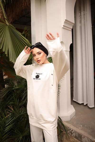 MİMİ Luxury Wear Γυναικεία αθλητική φόρμα Flower Stone Λεπτομερής 100% βαμβακερή λευκή Hijab Γυναικείο σετ