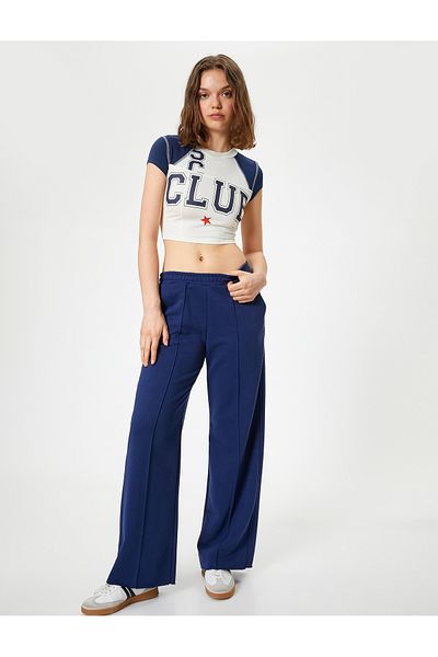 Koton College Printed Crop Sports T-Shirt - Crew Neck, Slim Fit