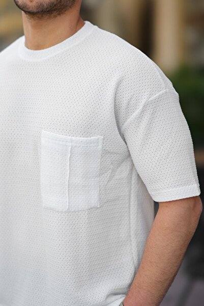 Valiberta Πλεκτό μπλουζάκι oversized με λεπτομέρεια τσέπης - Λευκό