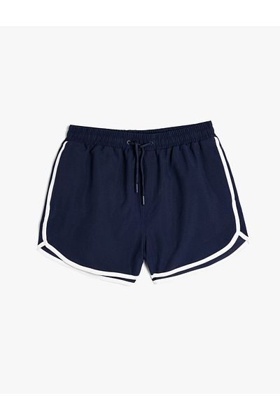Koton Kurze Oversize-Badeshorts zum Schnüren