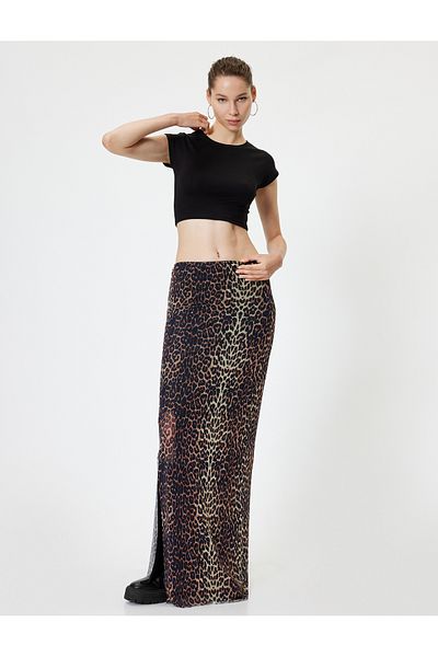 Koton Body de bază cu mâneci cu mâneci cu decolteu în formă de amestec modal slim fit