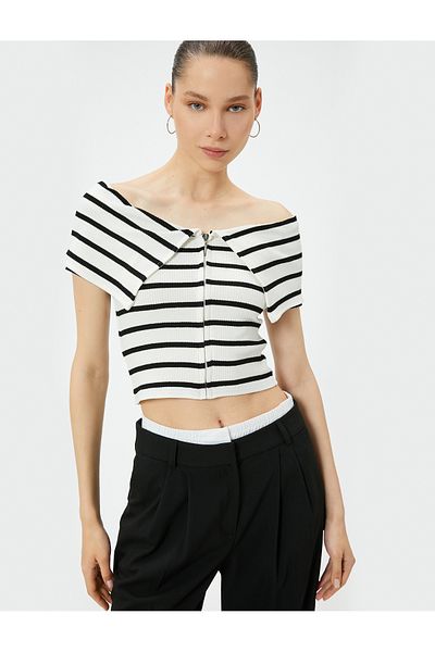 Koton Off Shoulder Zippered Viscous Fabric Slim Fit Short Sleeve T-Shirt