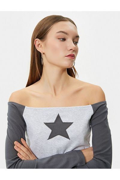 Koton Boat Neck T-Shirt Long Sleeve Color Blocked Star Applique Detailed Slim Fit