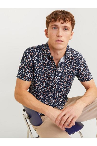 Jack & Jones Premium حاشية ضيقة