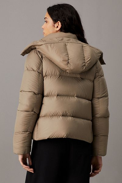 Calvin Klein MW DOWN KRÁTKÝ PUFFER