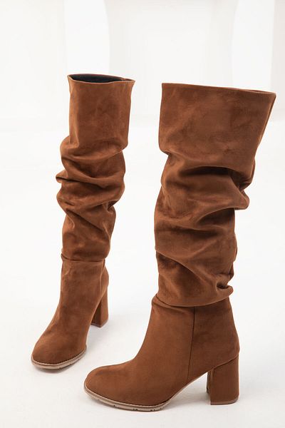 SOHO Braune Wildlederstiefel – Modell 19876