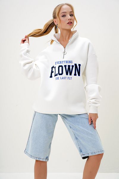 Trend Alaçatı Stili Women's Ecru Half Turtleneck Front Zippered and Printed Ribbed Inside Sweatshirt Alc-X13088