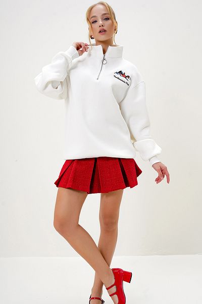 Trend Alaçatı Stili Ecrufarbenes Damen-Sweatshirt mit halbem Rollkragen, Reißverschluss vorne, Stickerei innen, ALC-X13087