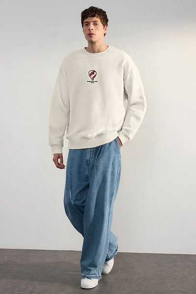 Trendyol Collection Stone Oversize/Wide Cut Crew Neck Textured Embroidery Detailed Unmarked Sweatshirt Tmnaw25Sw00155