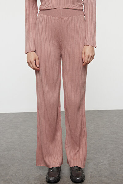 Trendyol Modest Σετ πλεκτών αποξηραμένο τριαντάφυλλο στο κάτω μέρος - Λεπτομερές τριαντάφυλλο TCTAW25US00074