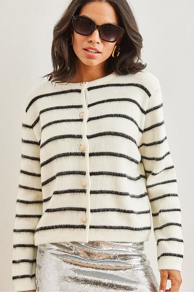 Olalook Cardigan alb de tricotaj cu dungi cu nasturi ridicate pentru femei HRK- 19000313