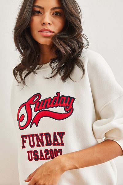 Olalook Women's Ecru Sunday Appliqued Raised Sweatshirt Swt- 19000693