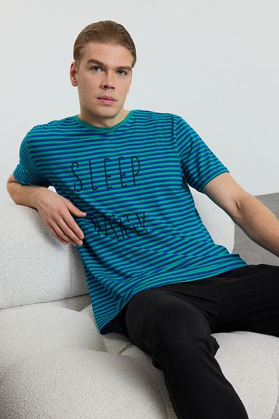 Trendyol Collection Ανδρικές πιτζάμες με πράσινη ριγέ στάμπα - κανονική εφαρμογή, 100% βαμβάκι TMNAW25PT00020