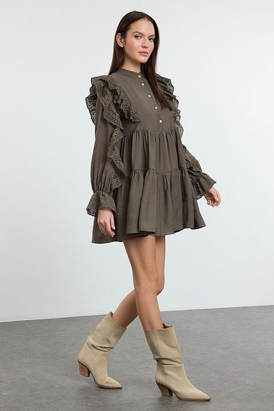 Trendyol Collection Χακί Μίνι υφαντό φόρεμα - Λεπτομέρεια από μασίφ δαντέλα, TWOAW25EL00490