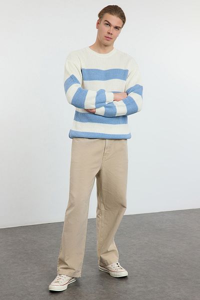 Trendyol Collection Blauer, lässiger, übergroßer, gestreifter Strickpullover mit Rundhalsausschnitt TMNAW23KZ00106