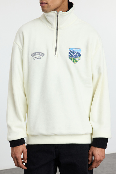 Trendyol Collection Флісовий світшот оверсайз екрю з флісу з коміром-стійкою проти пілінгу, що зберігає тепло TMNAW25SW00096